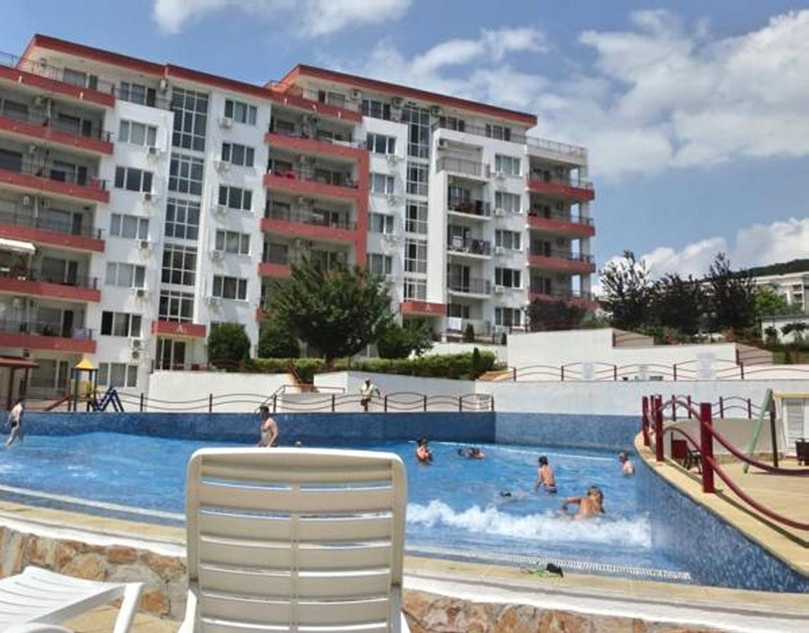 Sea View Apartment, Panorama, Pools And Beach, Sveti Vlas Exterior photo