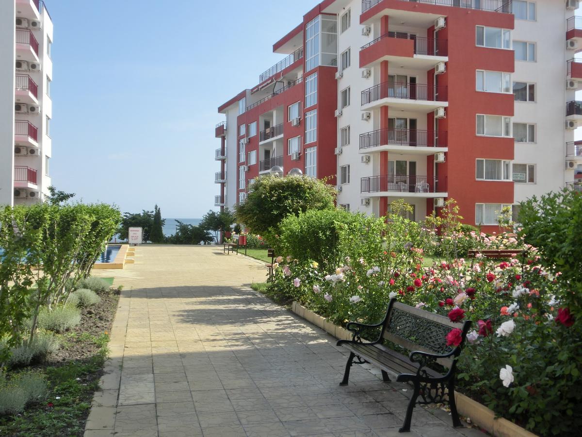 Sea View Apartment, Panorama, Pools And Beach, Sveti Vlas Exterior photo